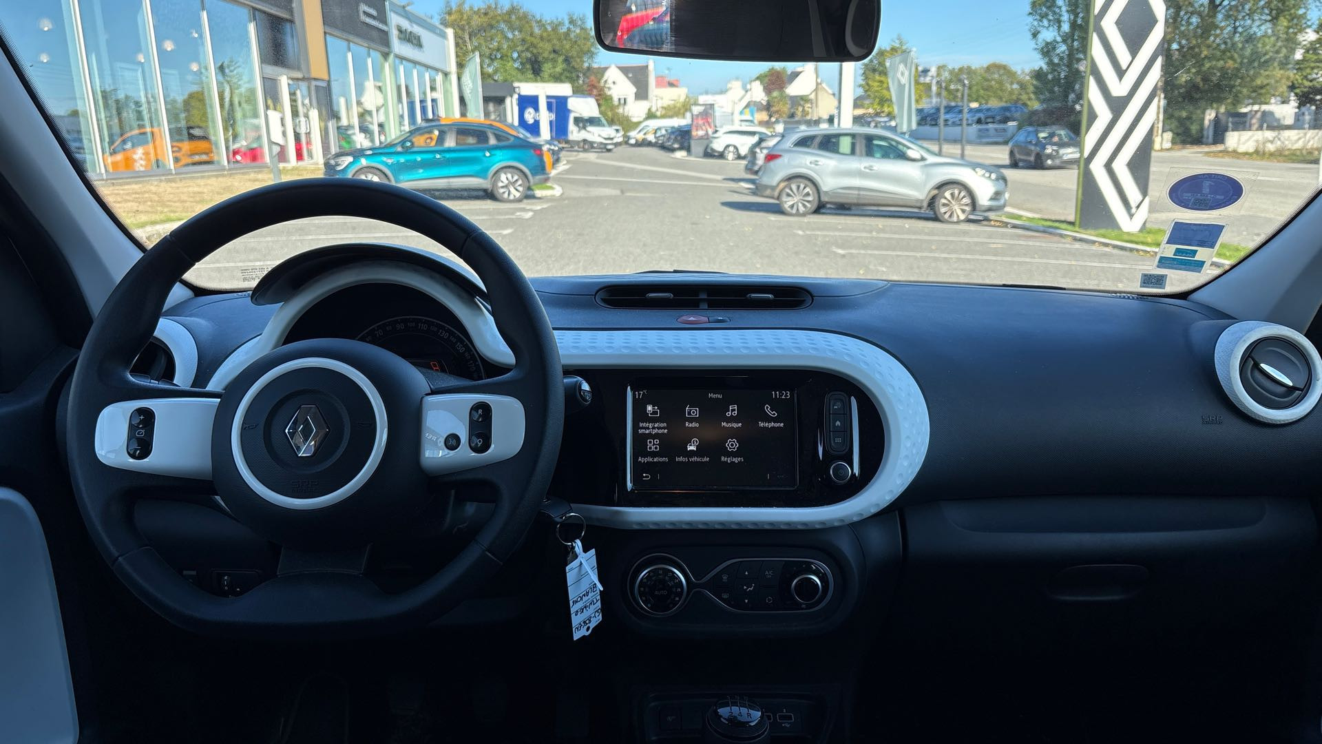Vente en ligne Renault Twingo 3  SCe 65 au prix de 11 990 €