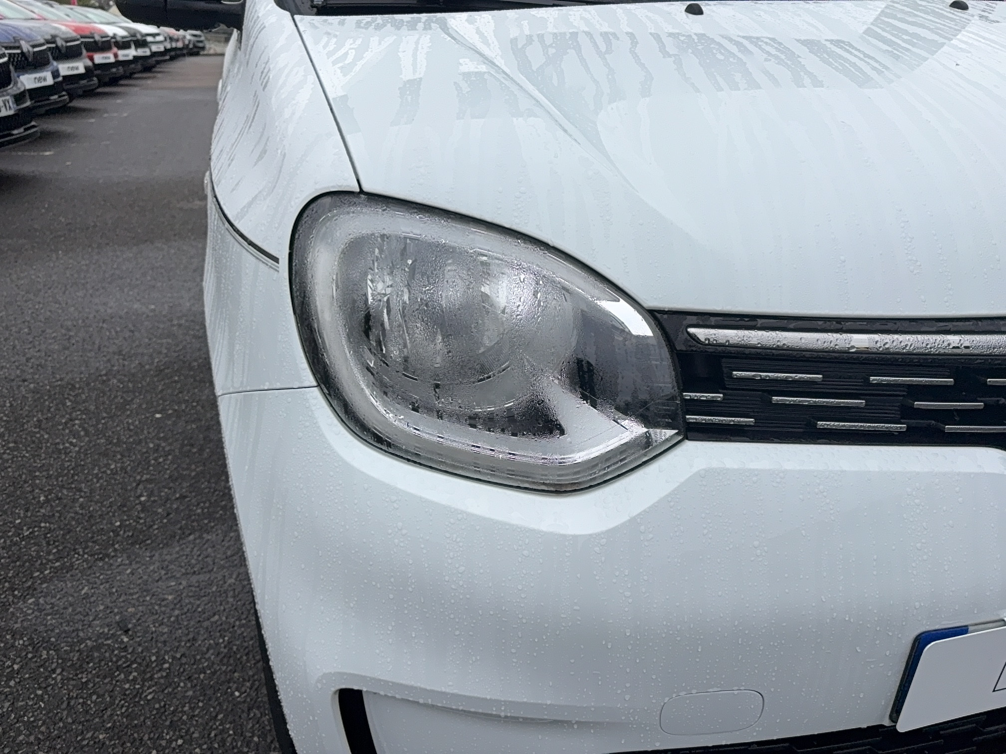Vente en ligne Renault Twingo Electrique Twingo III E-Tech au prix de 12 890 €