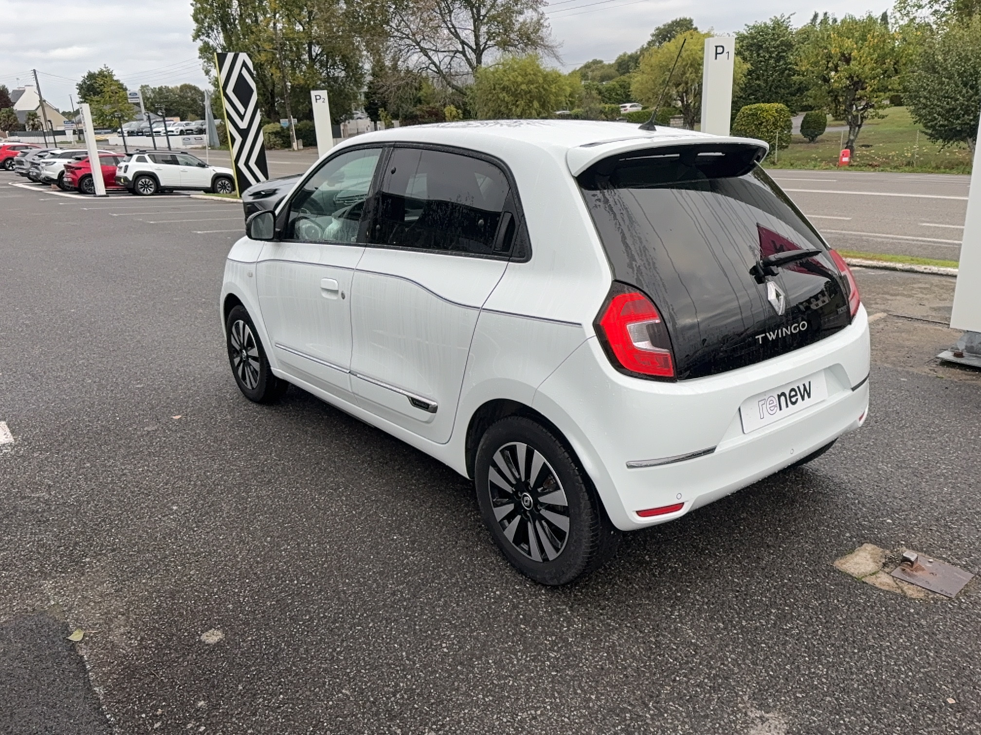 Vente en ligne Renault Twingo Electrique Twingo III E-Tech au prix de 12 890 €