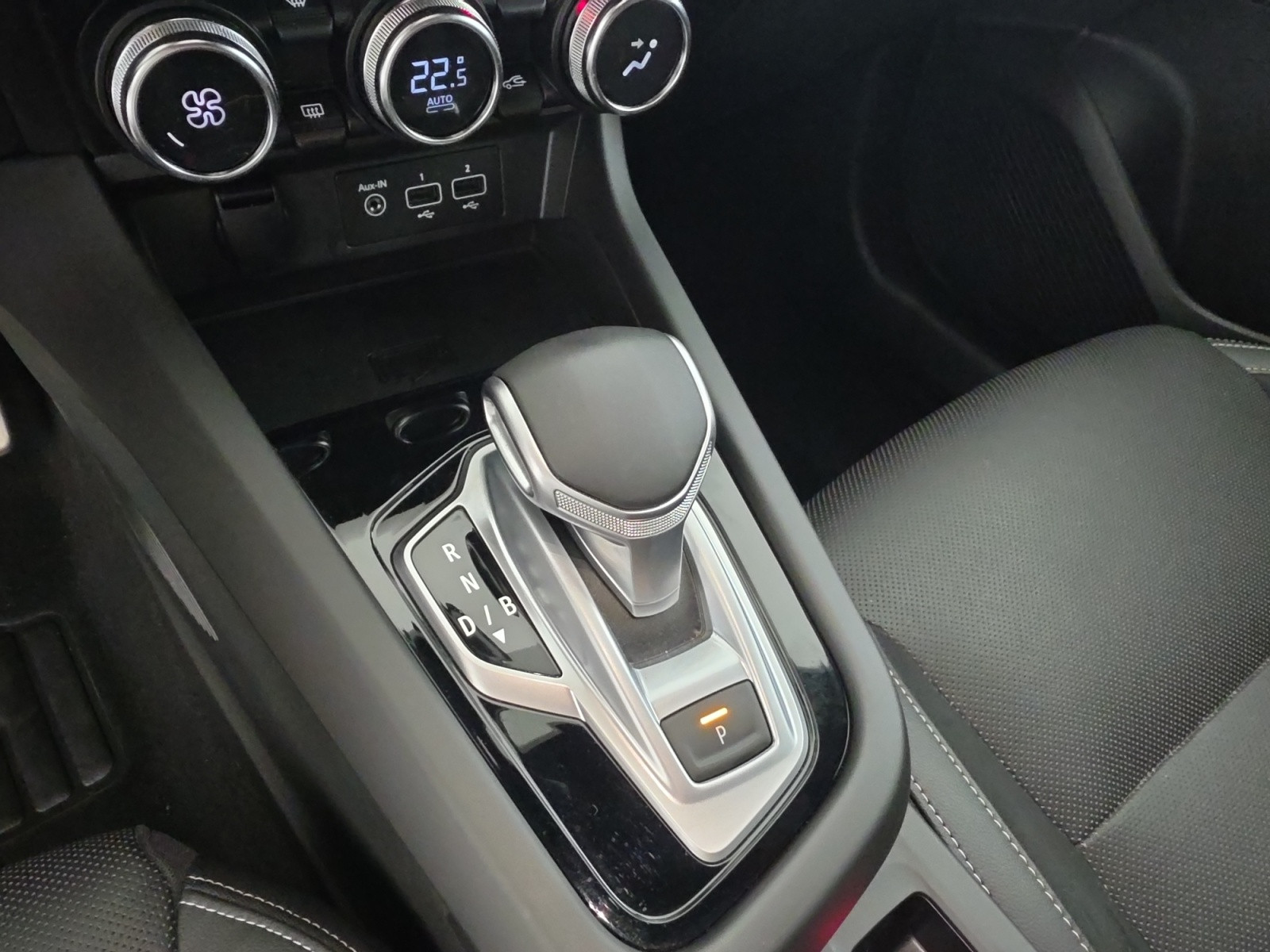 Vente en ligne Renault Arkana  E-Tech hybride 145 - 22 au prix de 22 990 €