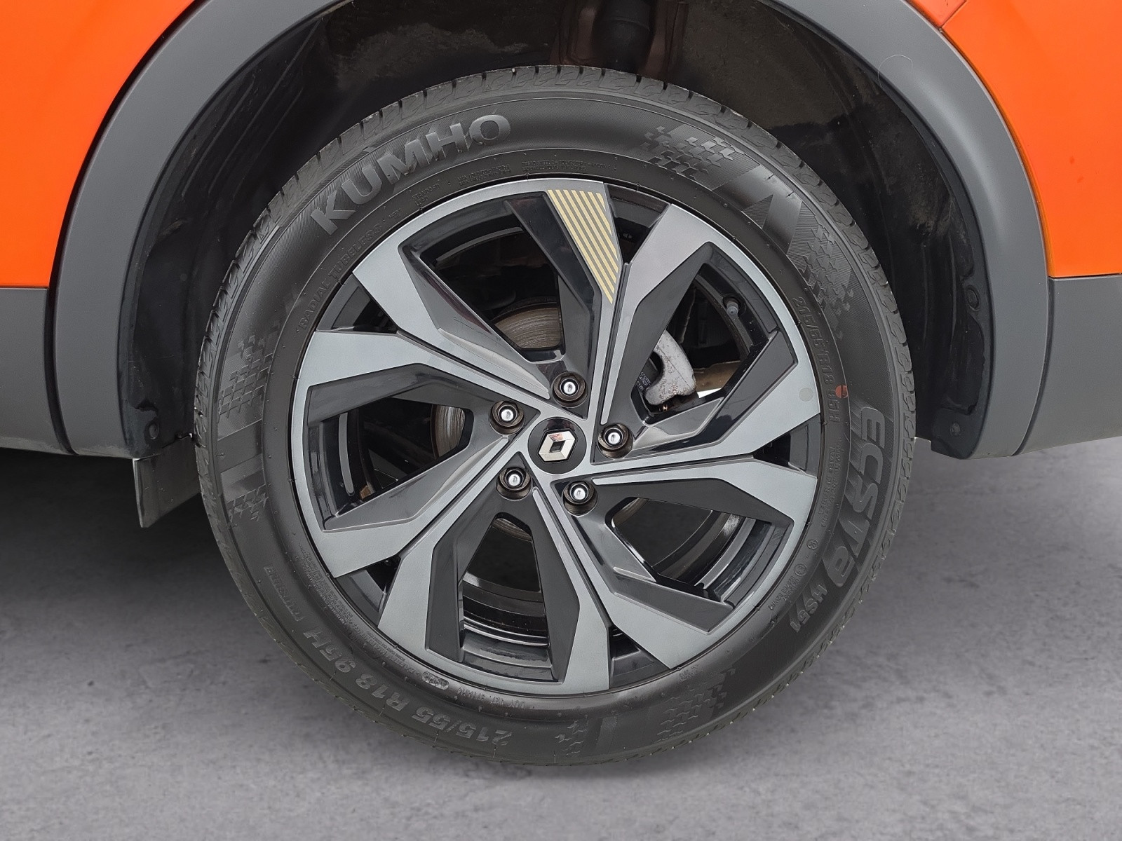 Vente en ligne Renault Arkana  E-Tech hybride 145 - 22 au prix de 22 990 €