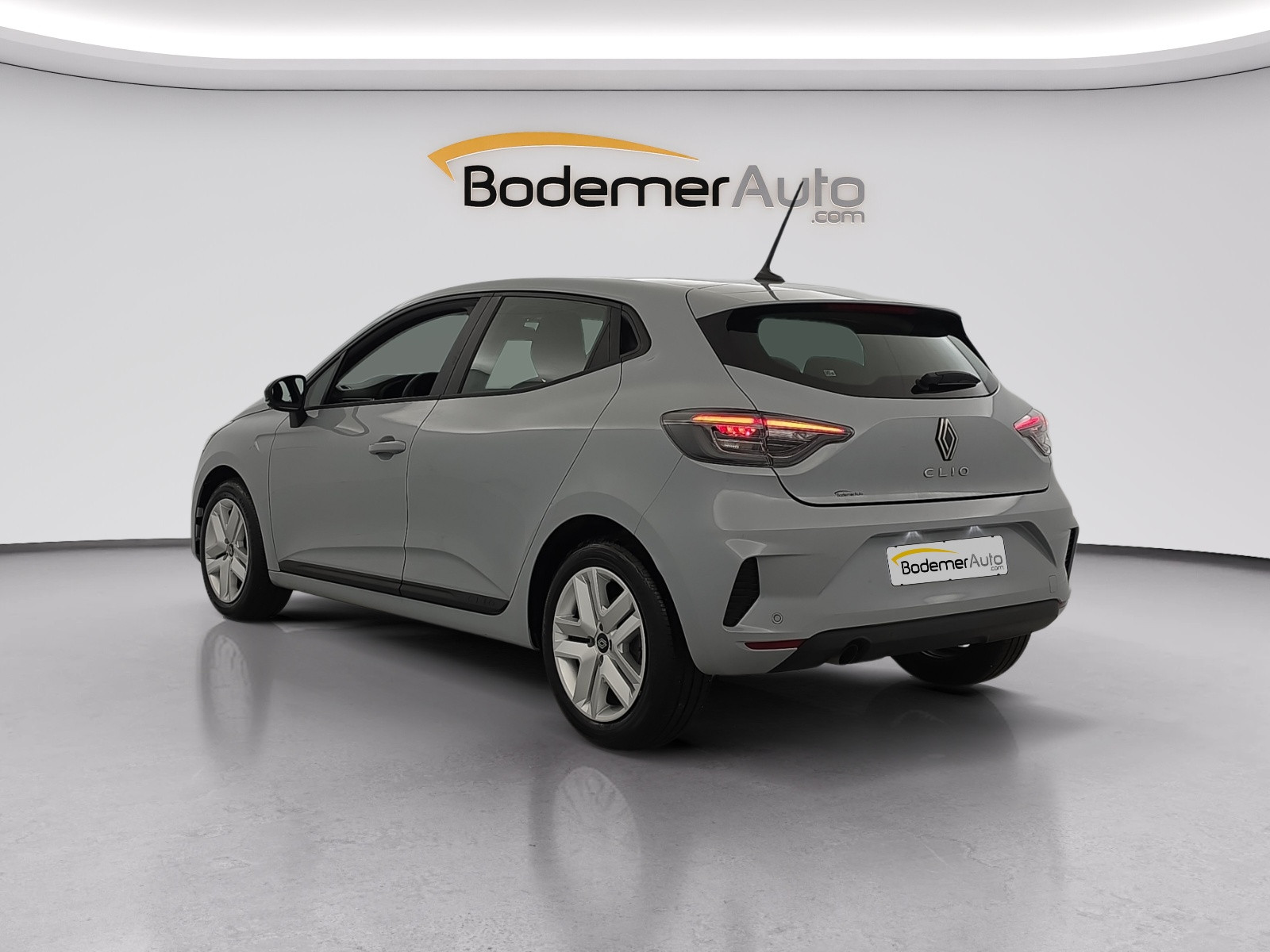 Vente en ligne Renault Clio 5 Clio Blue dCi 100 ch GSR2 au prix de 17 490 €