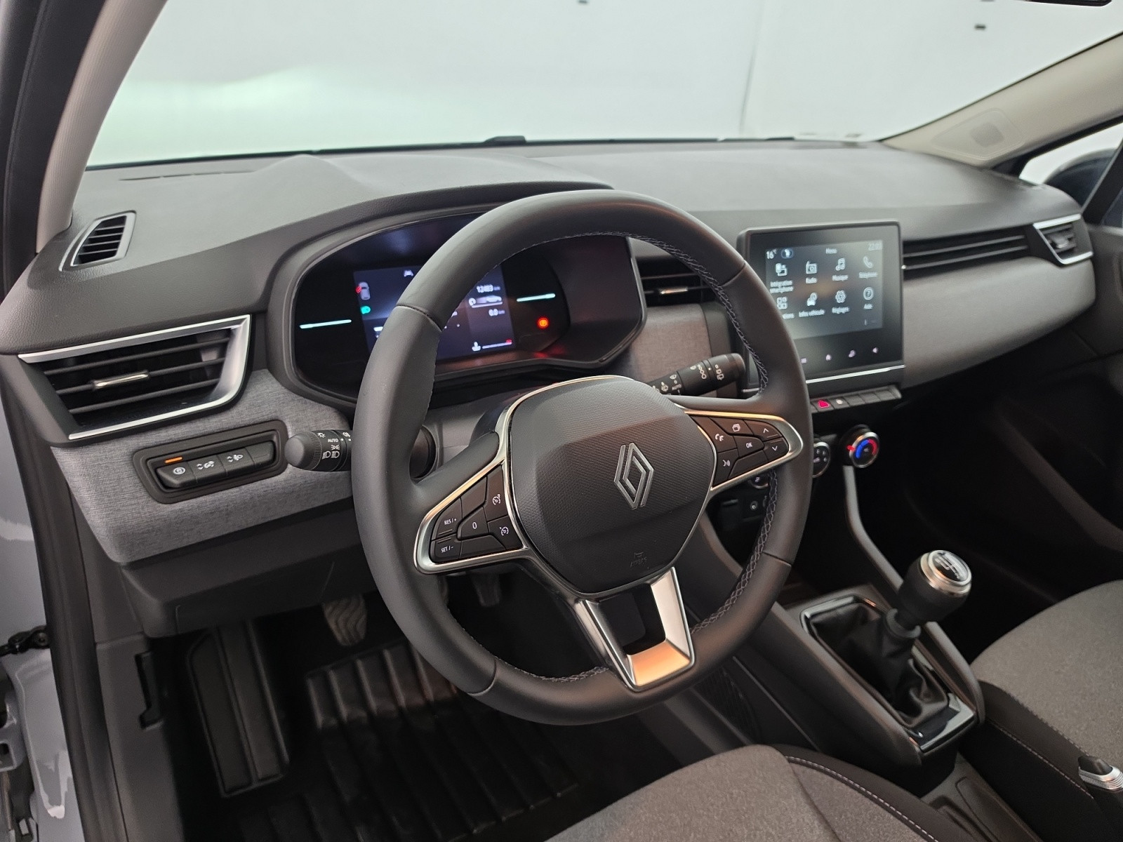 Vente en ligne Renault Clio 5 Clio Blue dCi 100 ch GSR2 au prix de 17 490 €