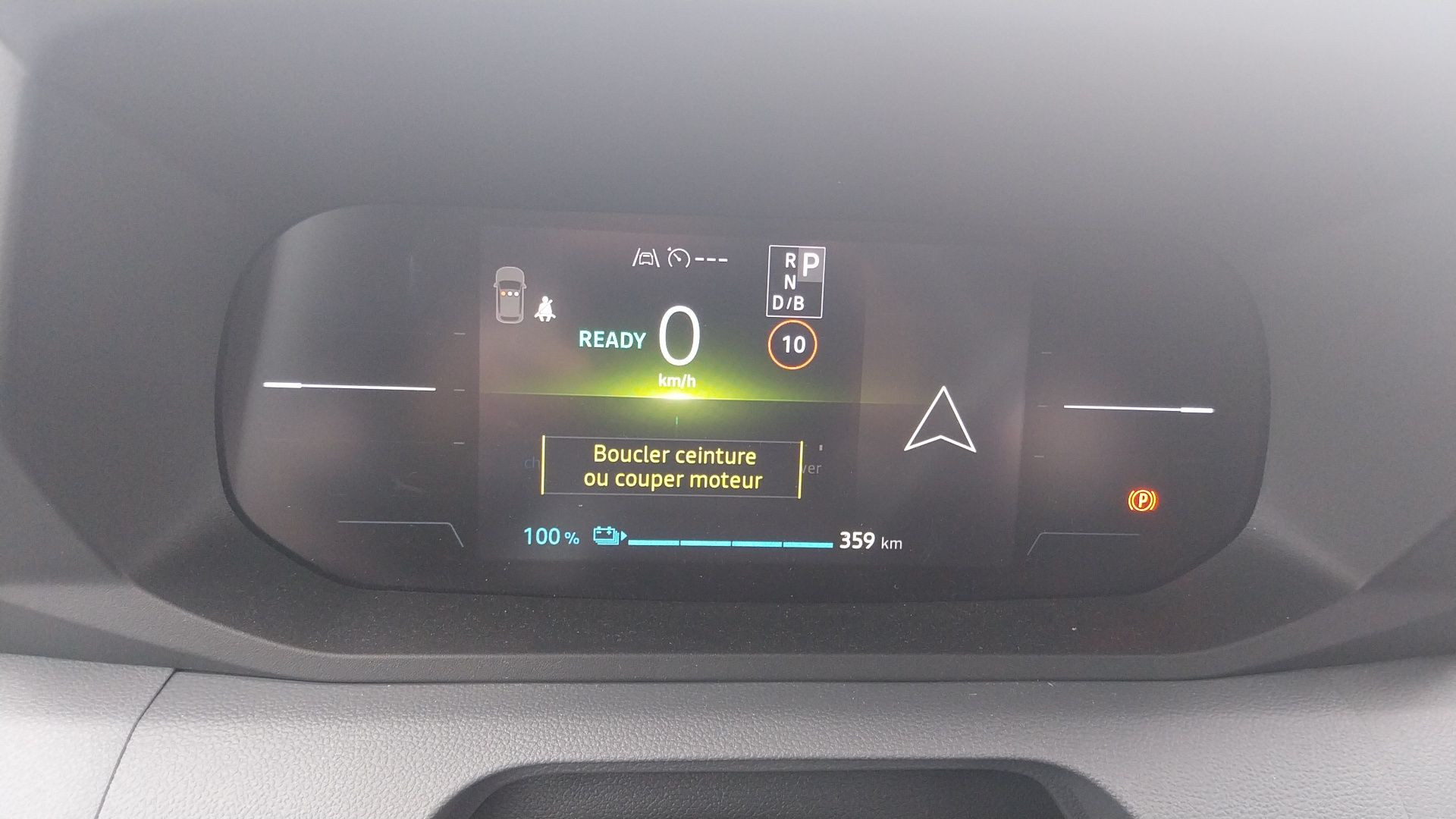 Vente en ligne Renault Master E-Tech MASTER ELECTRIQUE FG GRANDE AUTONOMIE L2H2 3T5 au prix de 71 520 €