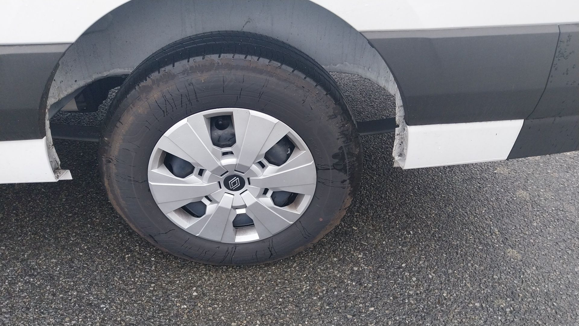 Vente en ligne Renault Master E-Tech MASTER ELECTRIQUE FG GRANDE AUTONOMIE L2H2 3T5 au prix de 71 520 €