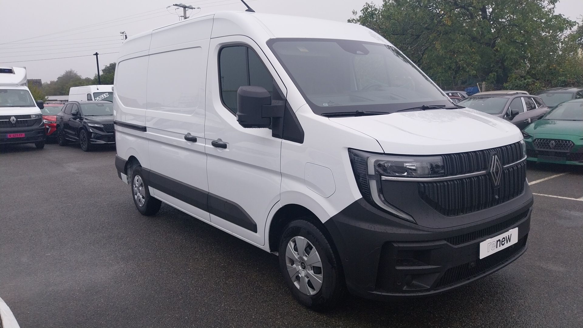 Vente en ligne Renault Master E-Tech MASTER ELECTRIQUE FG GRANDE AUTONOMIE L2H2 3T5 au prix de 71 520 €