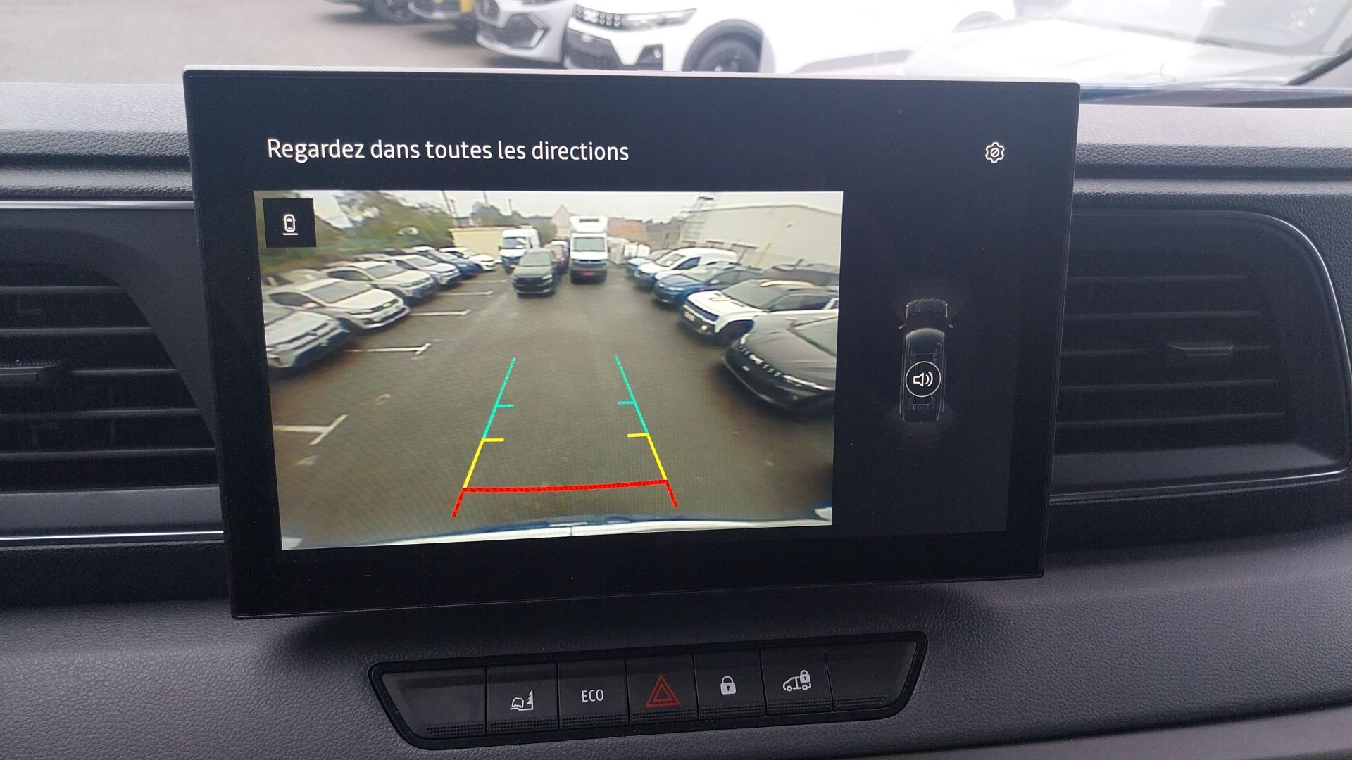 Vente en ligne Renault Master E-Tech MASTER ELECTRIQUE FG GRANDE AUTONOMIE L2H2 3T5 au prix de 71 520 €