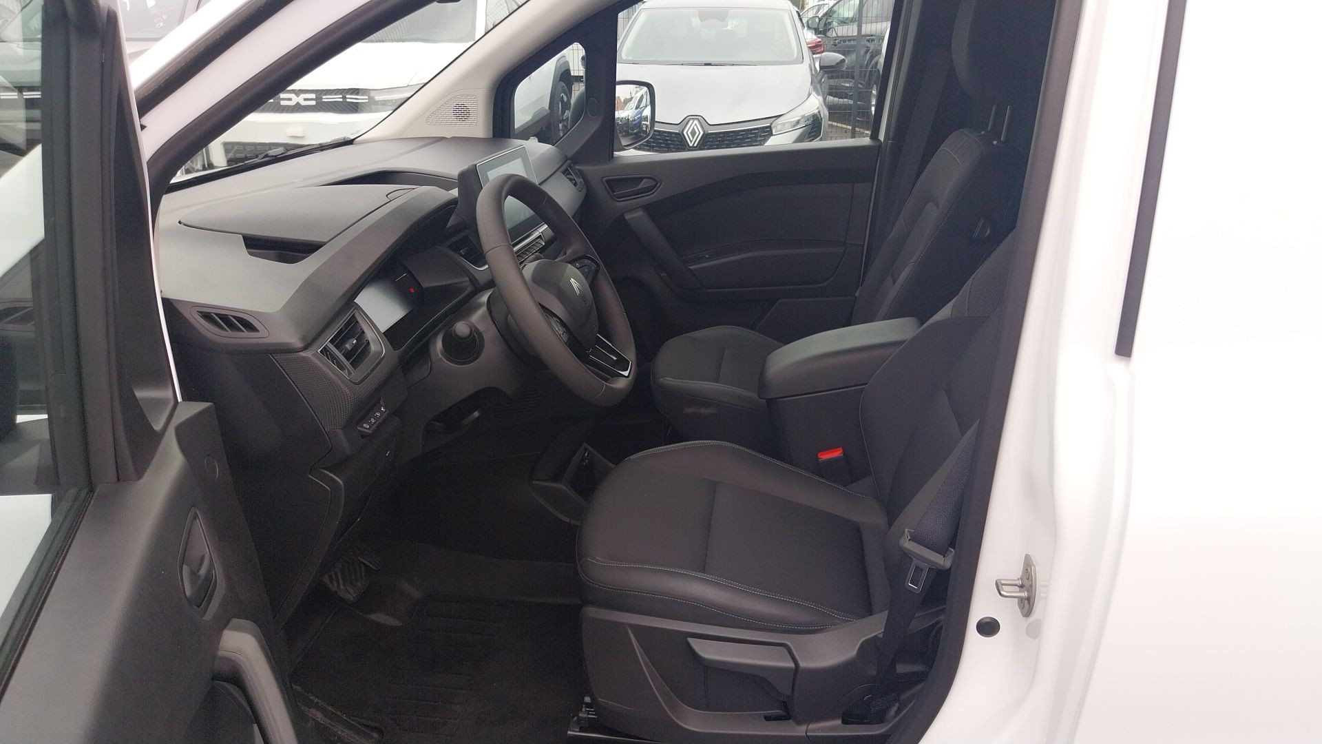 Vente en ligne Renault Kangoo Van E-Tech KANGOO VAN E-TECH EL FG TOLE L1 AC11 GSR2 au prix de 41 400 €