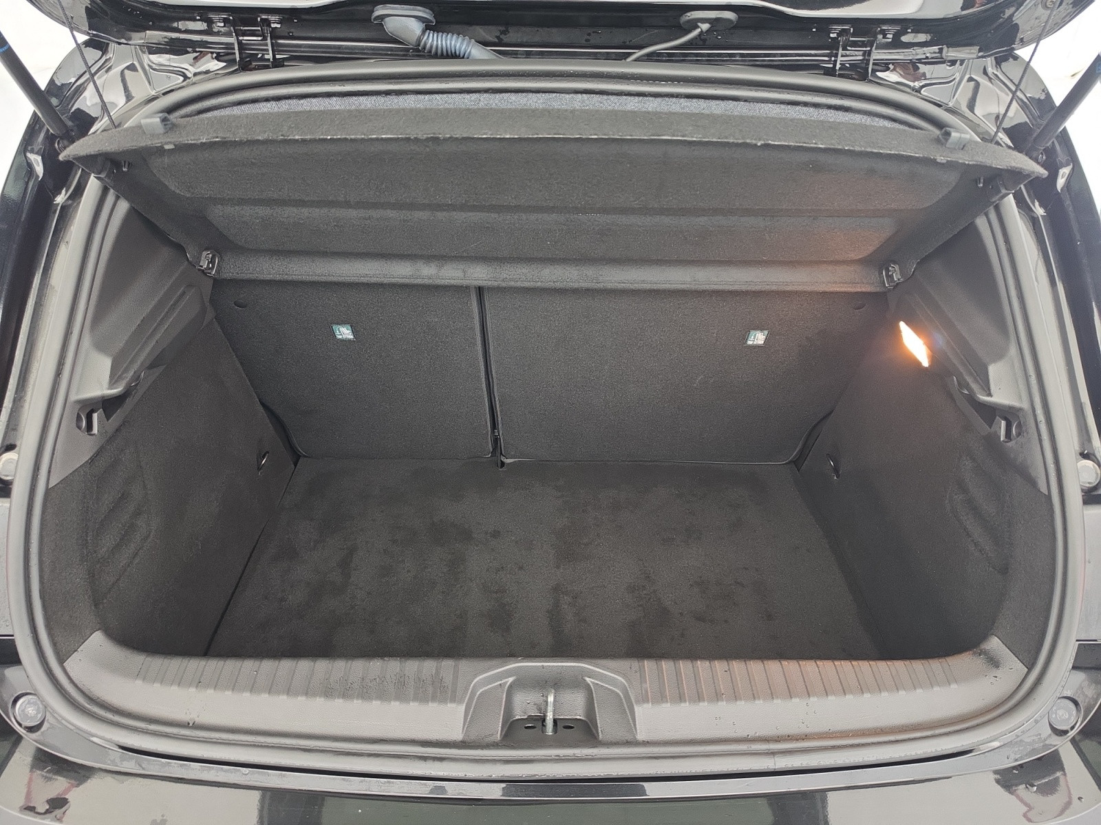 Vente en ligne Renault Clio 5 Clio E-Tech full hybrid 145 au prix de 18 900 €