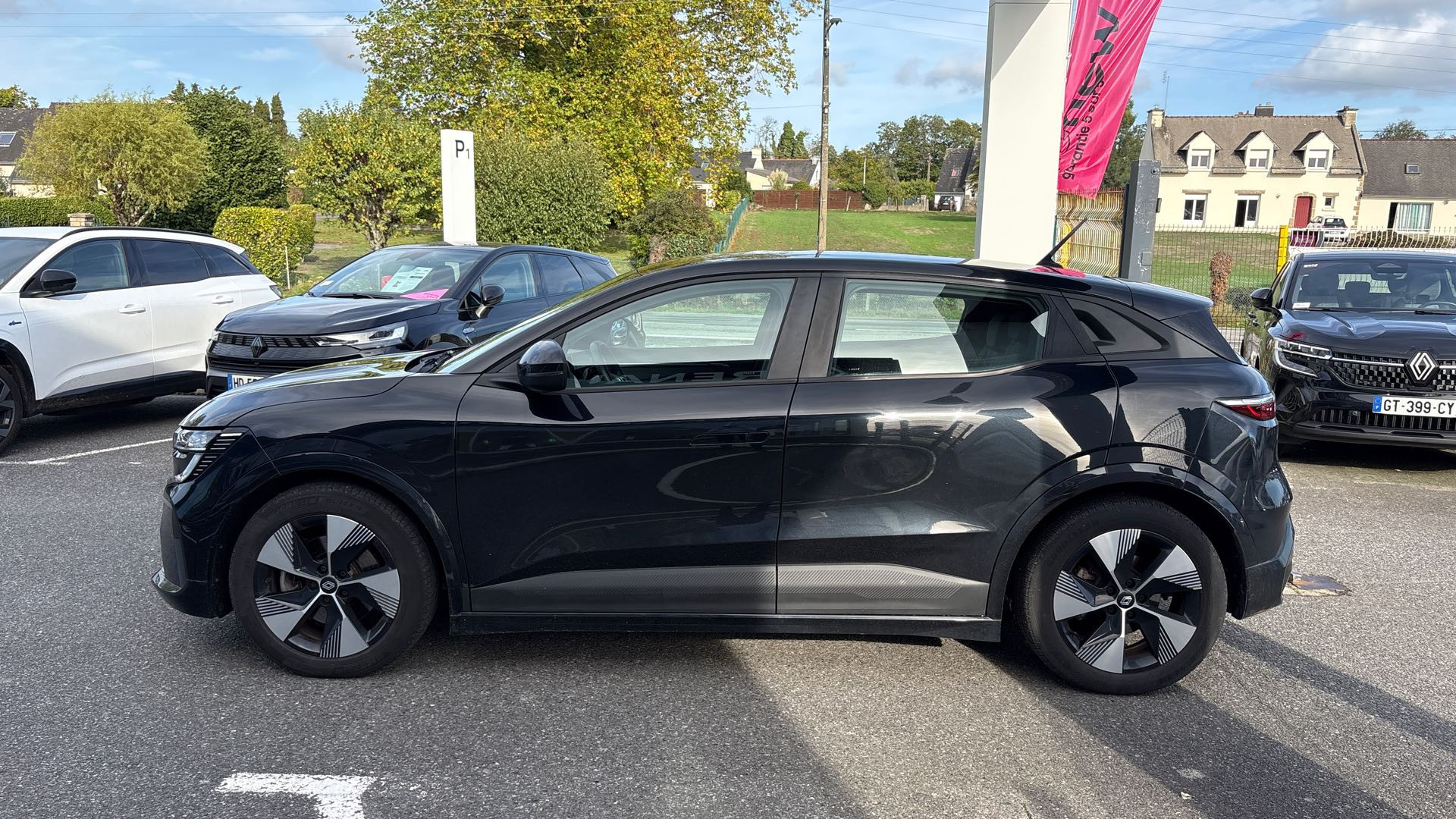 Vente en ligne Renault Megane E-Tech  EV60 220 ch super charge au prix de 23 890 €
