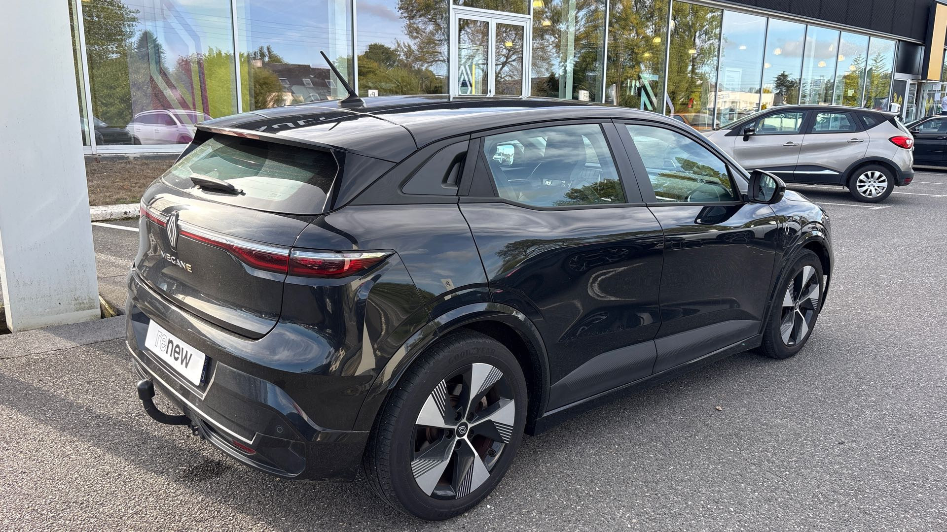 Vente en ligne Renault Megane E-Tech  EV60 220 ch super charge au prix de 23 890 €