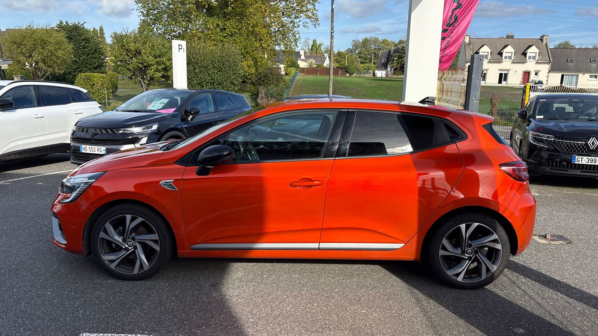 Vente en ligne Renault Clio 5 Clio TCe 140 au prix de 17 990 €