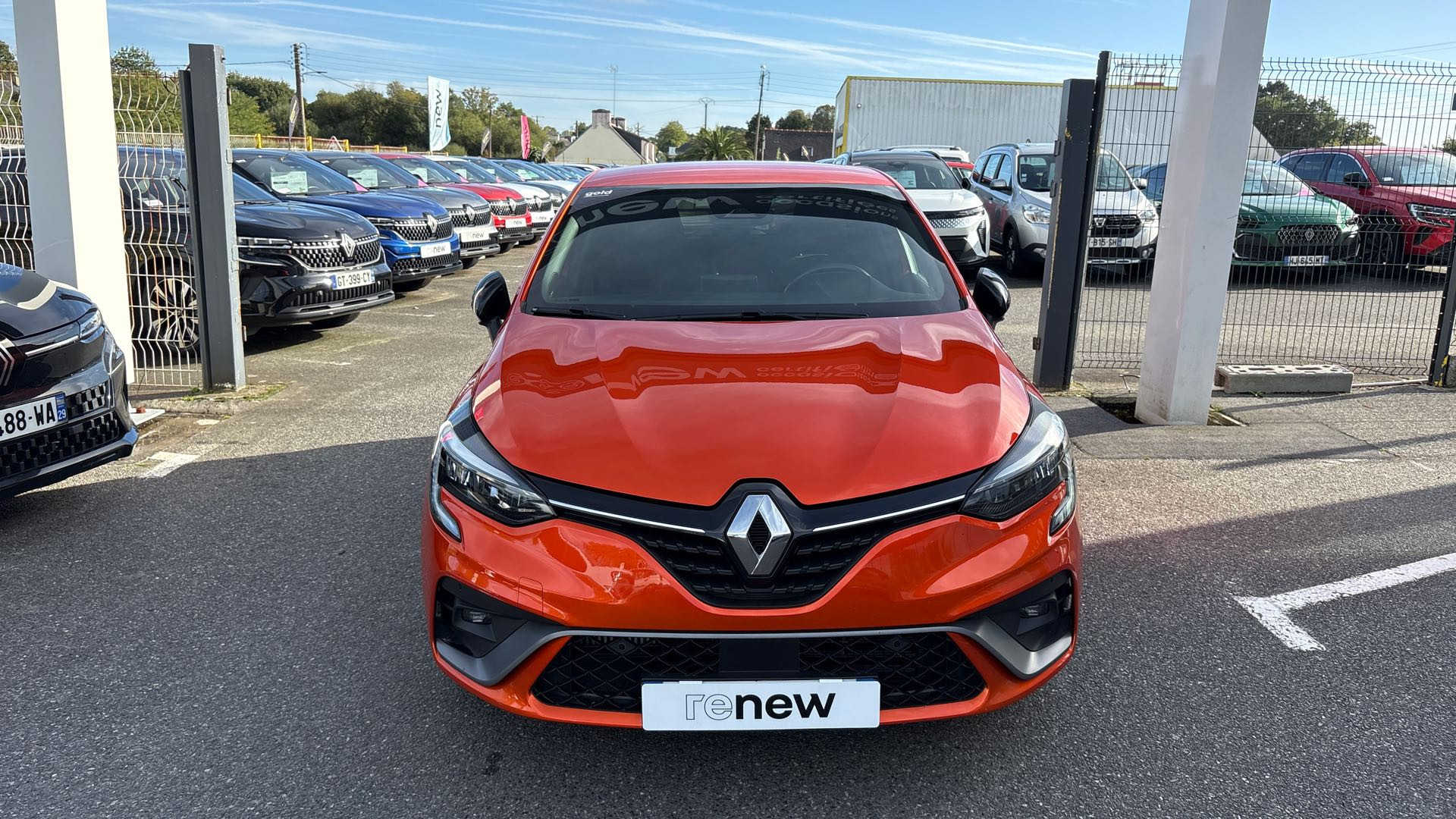 Vente en ligne Renault Clio 5 Clio TCe 140 au prix de 17 990 €