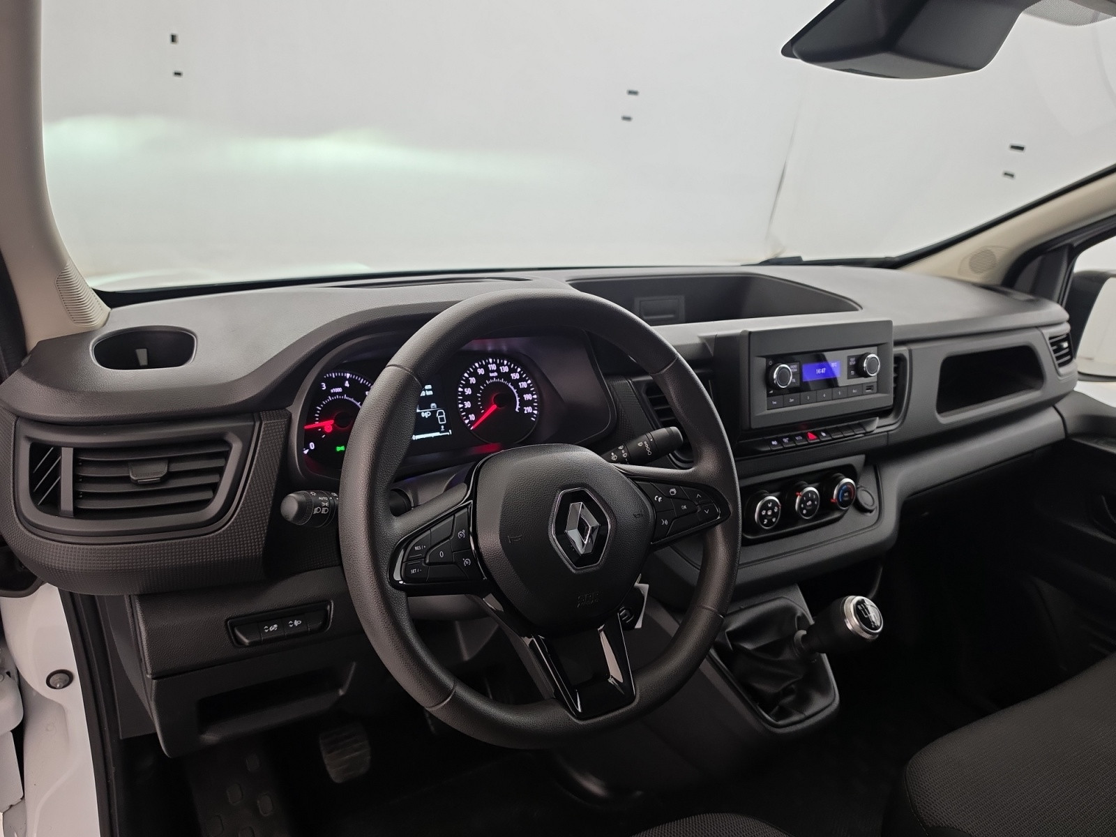 Vente en ligne Renault Trafic 3 Fourgon TRAFIC FGN L1H1 3000 KG BLUE DCI 130 au prix de 22 990 €