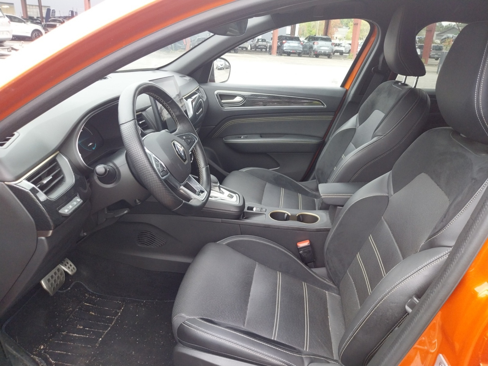 Vente en ligne Renault Arkana  E-Tech hybride 145 - 22 au prix de 22 990 €