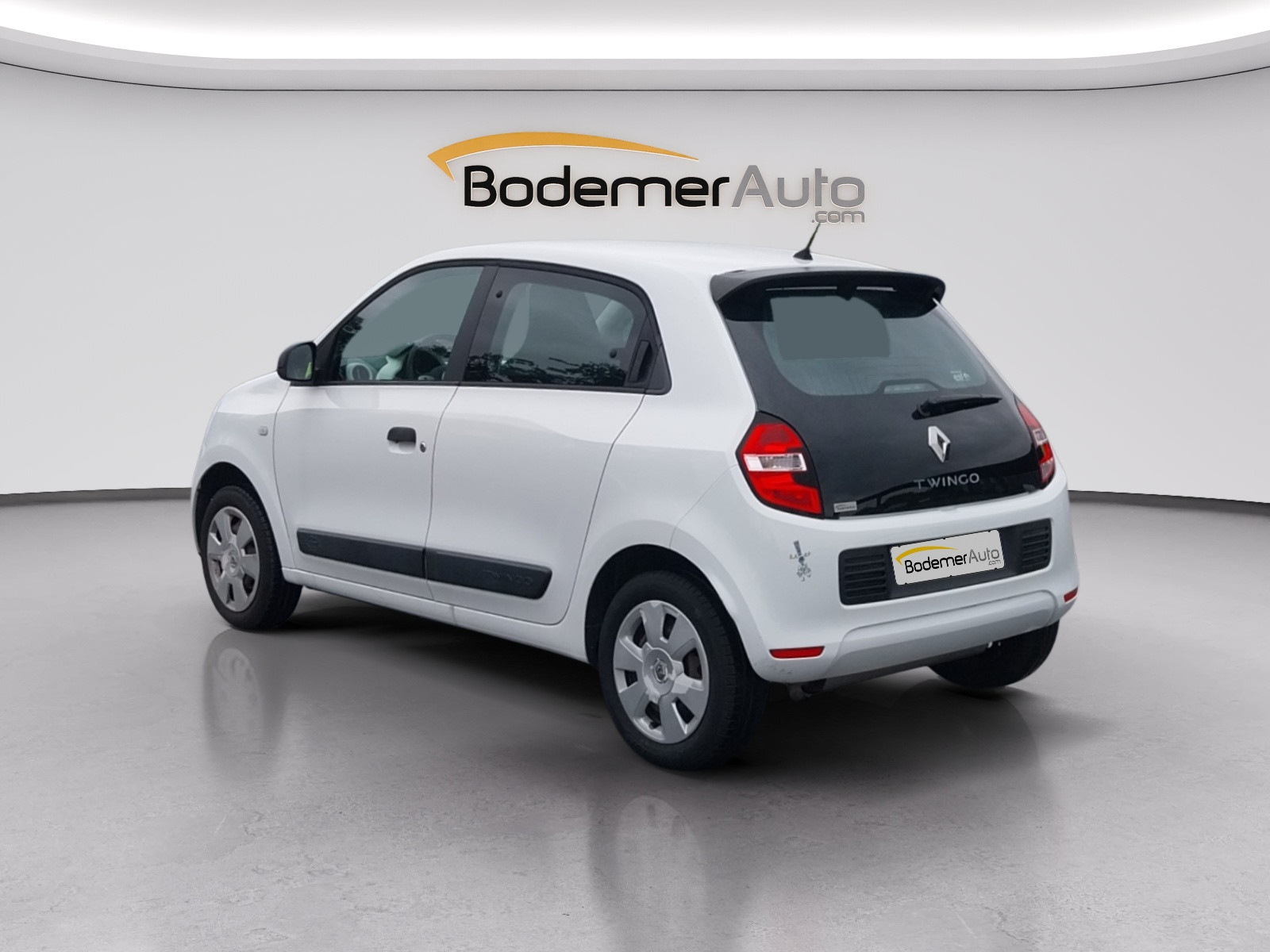 Vente en ligne Renault Twingo 3  1.0 SCe 70 E6 au prix de 7 990 €