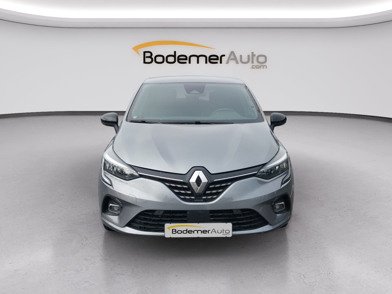 Vente en ligne Renault Clio 5 Clio E-Tech full hybrid 145 au prix de 15 990 €