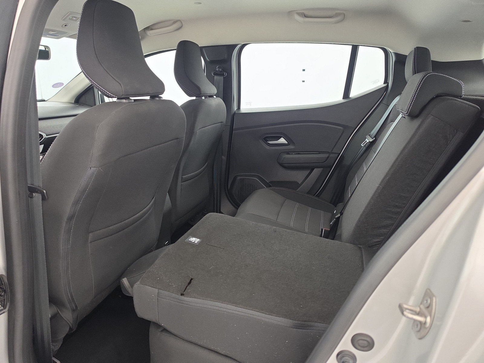 Vente en ligne Dacia Sandero  ECO-G 100 au prix de 15 750 €