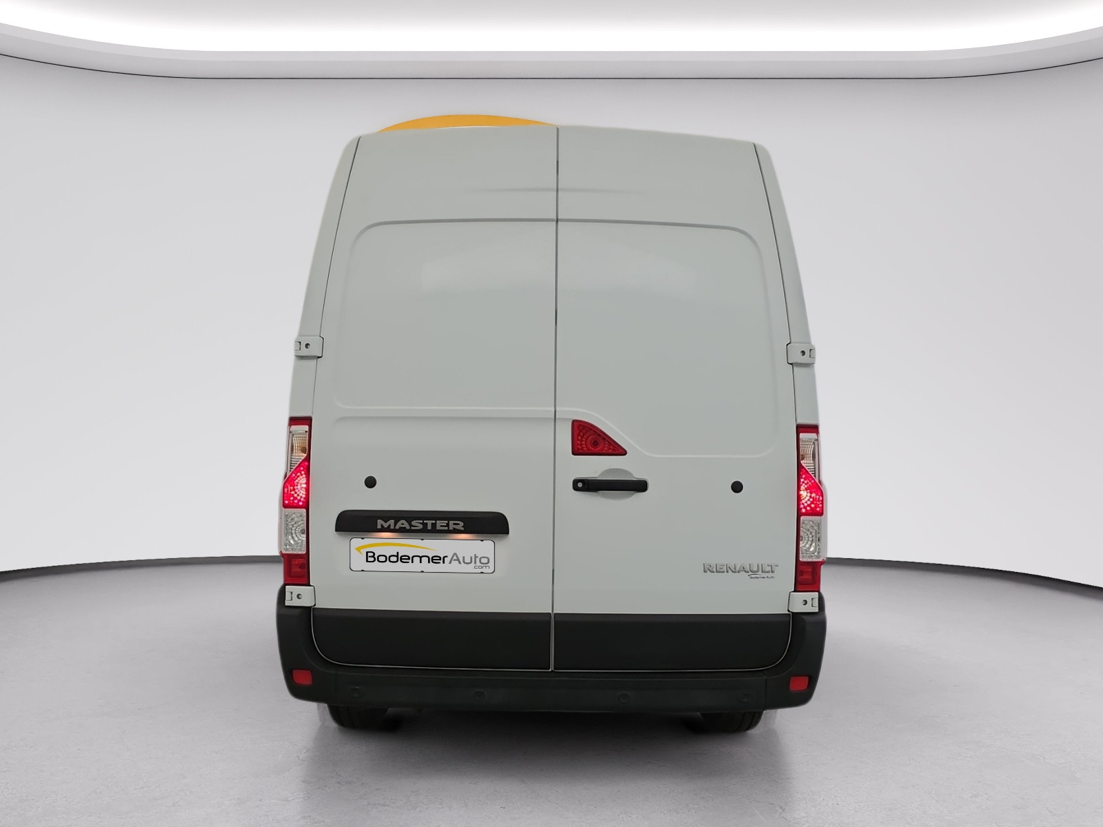 Vente en ligne Renault Master Fourgon MASTER FGN TRAC F3300 L2H2 BLUE DCI 150 au prix de 23 490 €