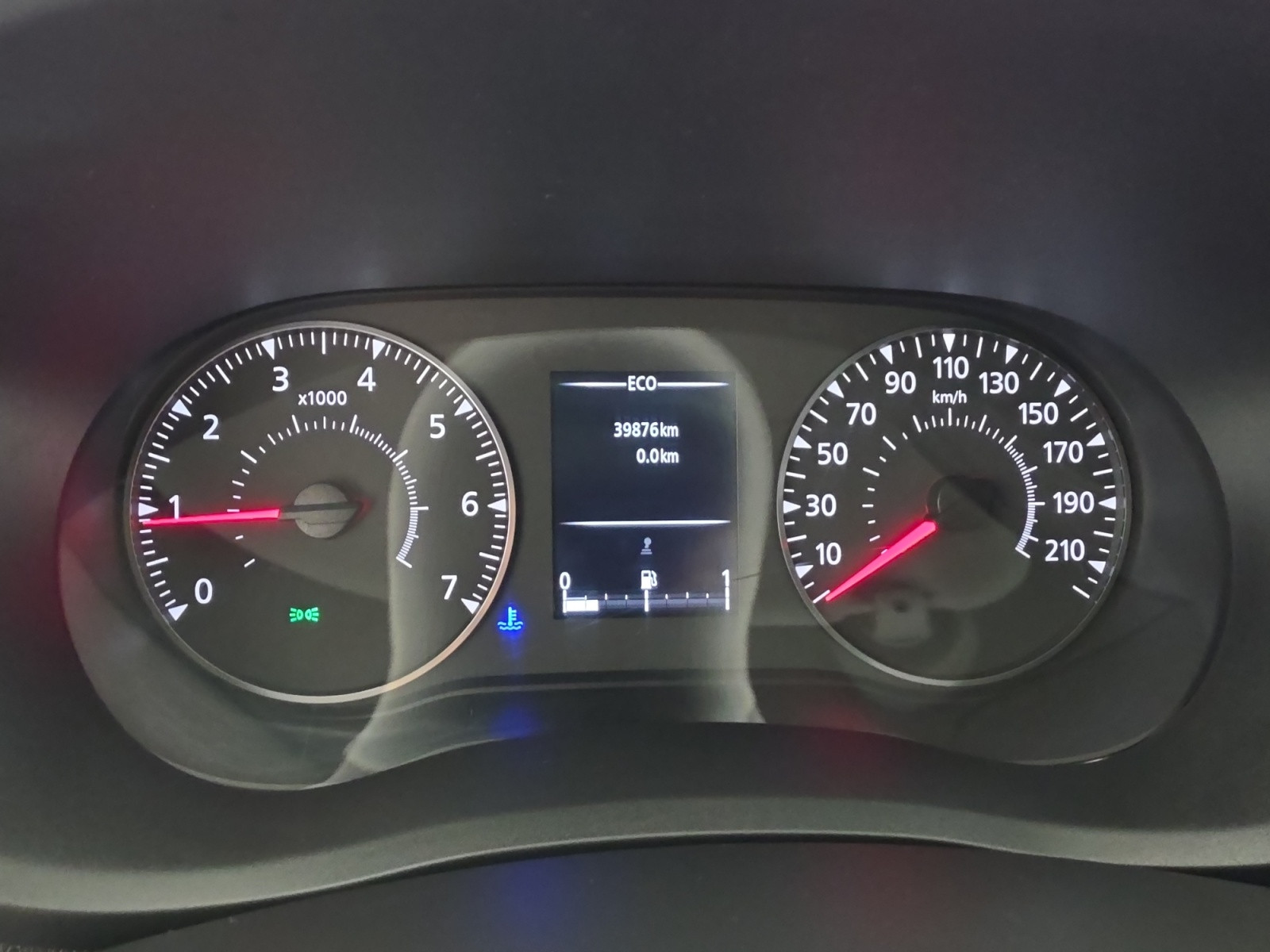 Vente en ligne Renault Master Fourgon MASTER FGN TRAC F3300 L2H2 BLUE DCI 150 au prix de 23 490 €