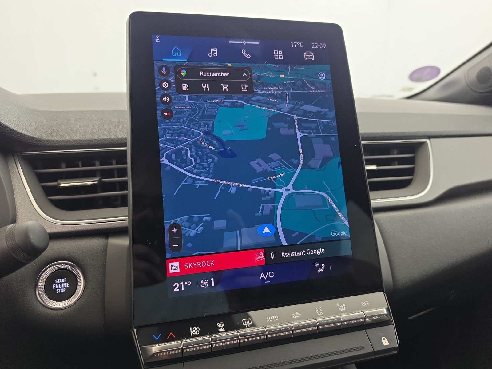 Vente en ligne Renault Symbioz  E-Tech full hybrid 145 au prix de 24 790 €