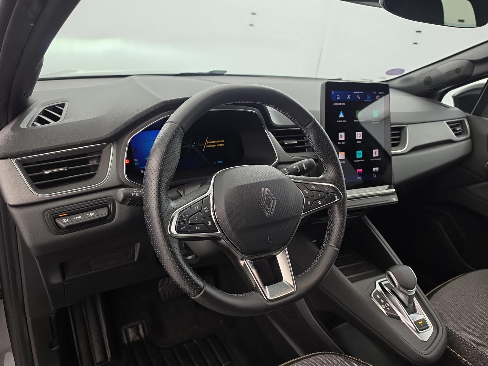 Vente en ligne Renault Symbioz  E-Tech full hybrid 145 au prix de 24 790 €