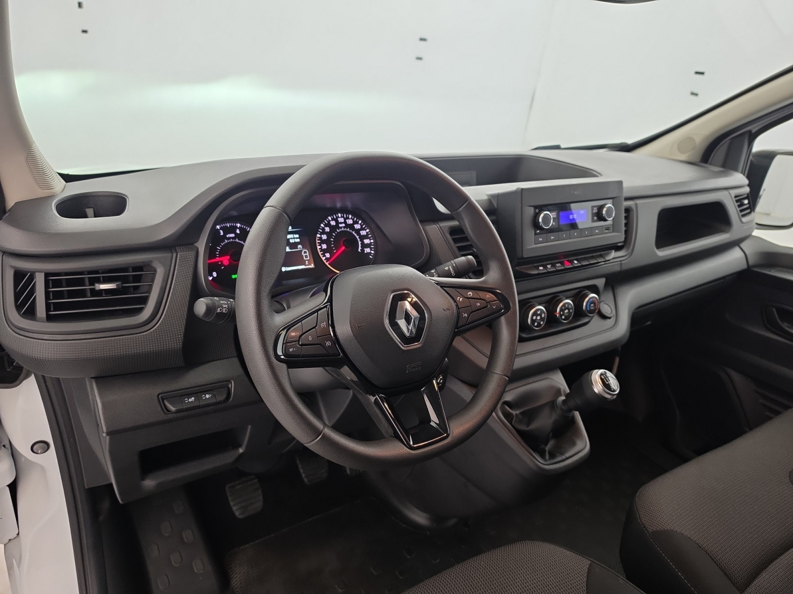 Vente en ligne Renault Trafic 3 Fourgon TRAFIC FGN L1H1 3000 KG BLUE DCI 130 au prix de 22 490 €