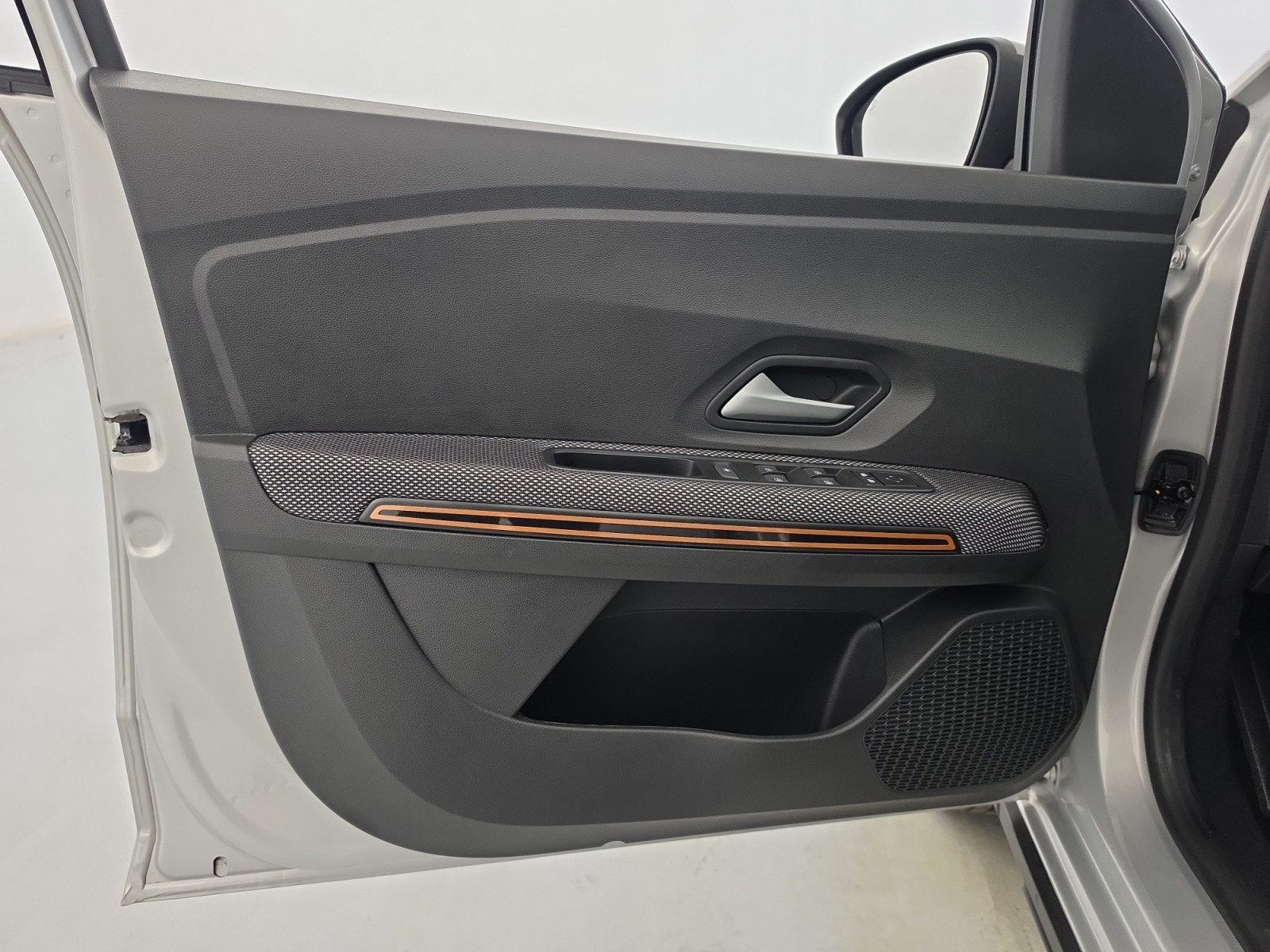 Vente en ligne Dacia Sandero  ECO-G 100 au prix de 15 750 €