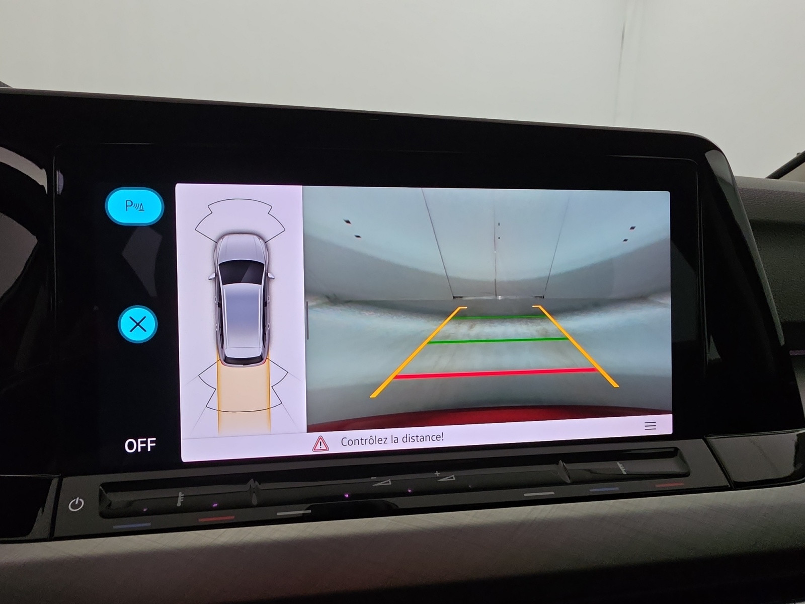 Vente en ligne Volkswagen Golf SW  1.5 eTSI OPF 130 DSG7 au prix de 23 900 €