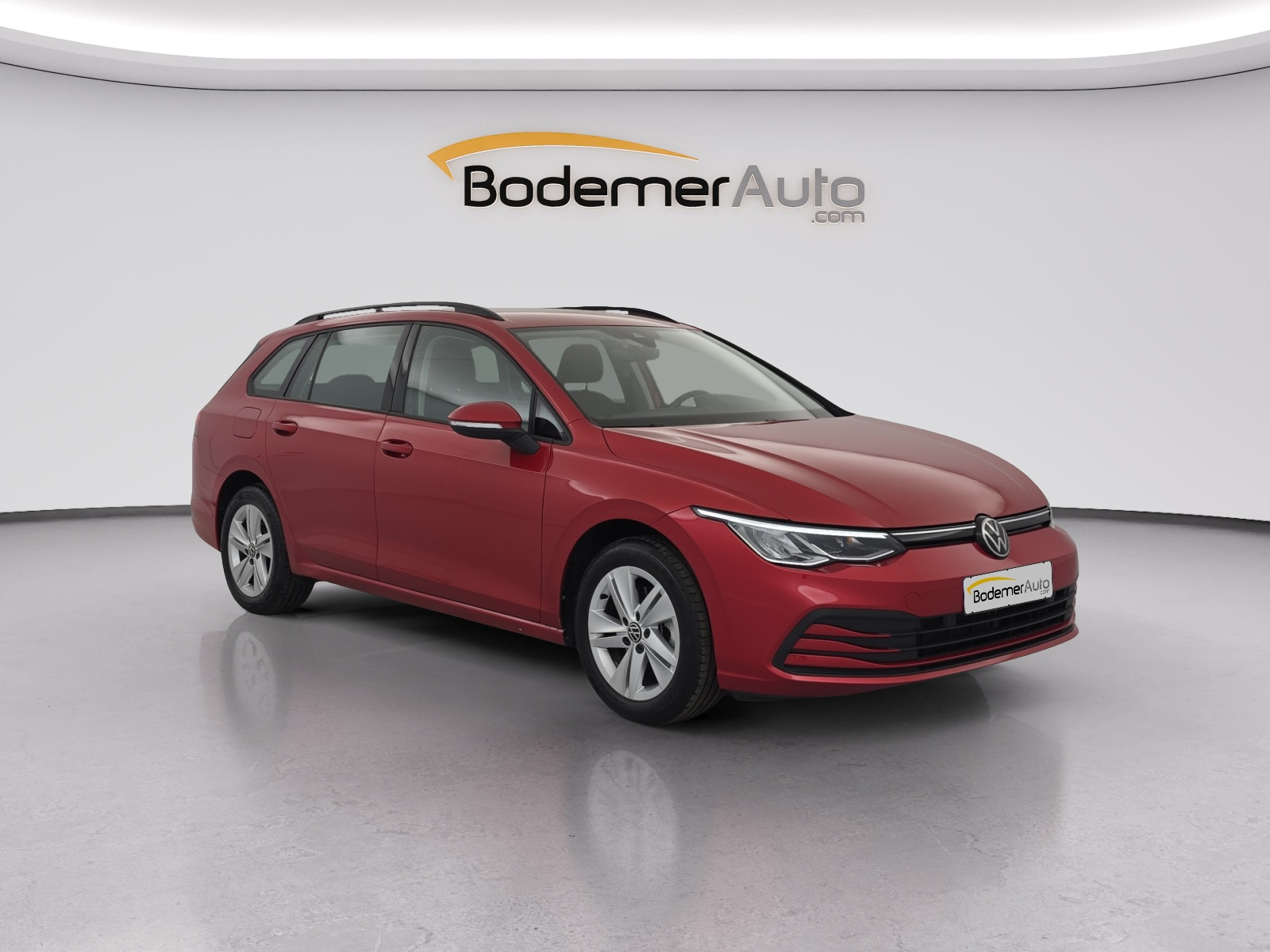 Vente en ligne Volkswagen Golf SW  1.5 eTSI OPF 130 DSG7 au prix de 23 900 €