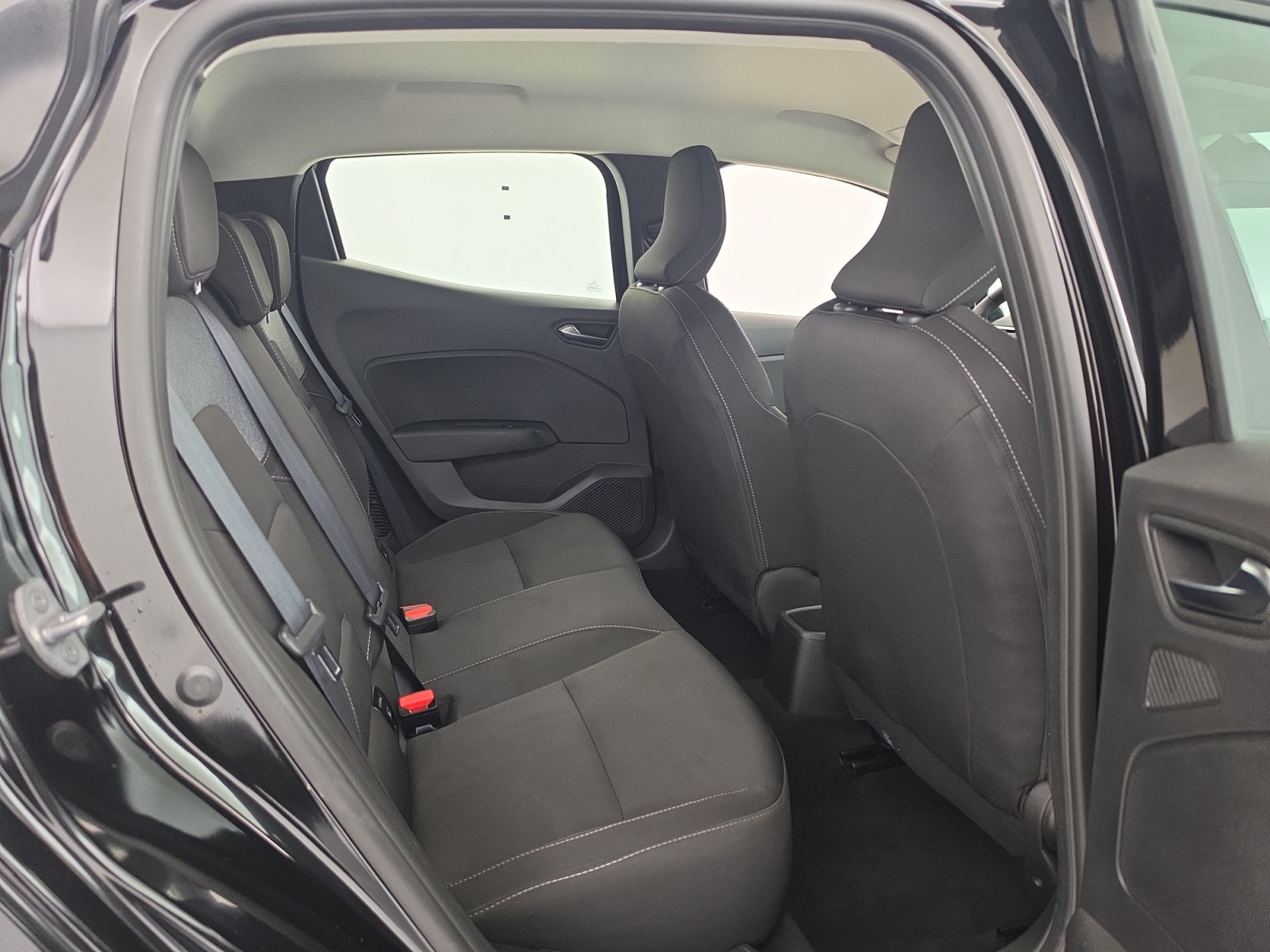 Vente en ligne Renault Clio 5 Clio E-Tech full hybrid 145 ch GSR2 au prix de 19 490 €