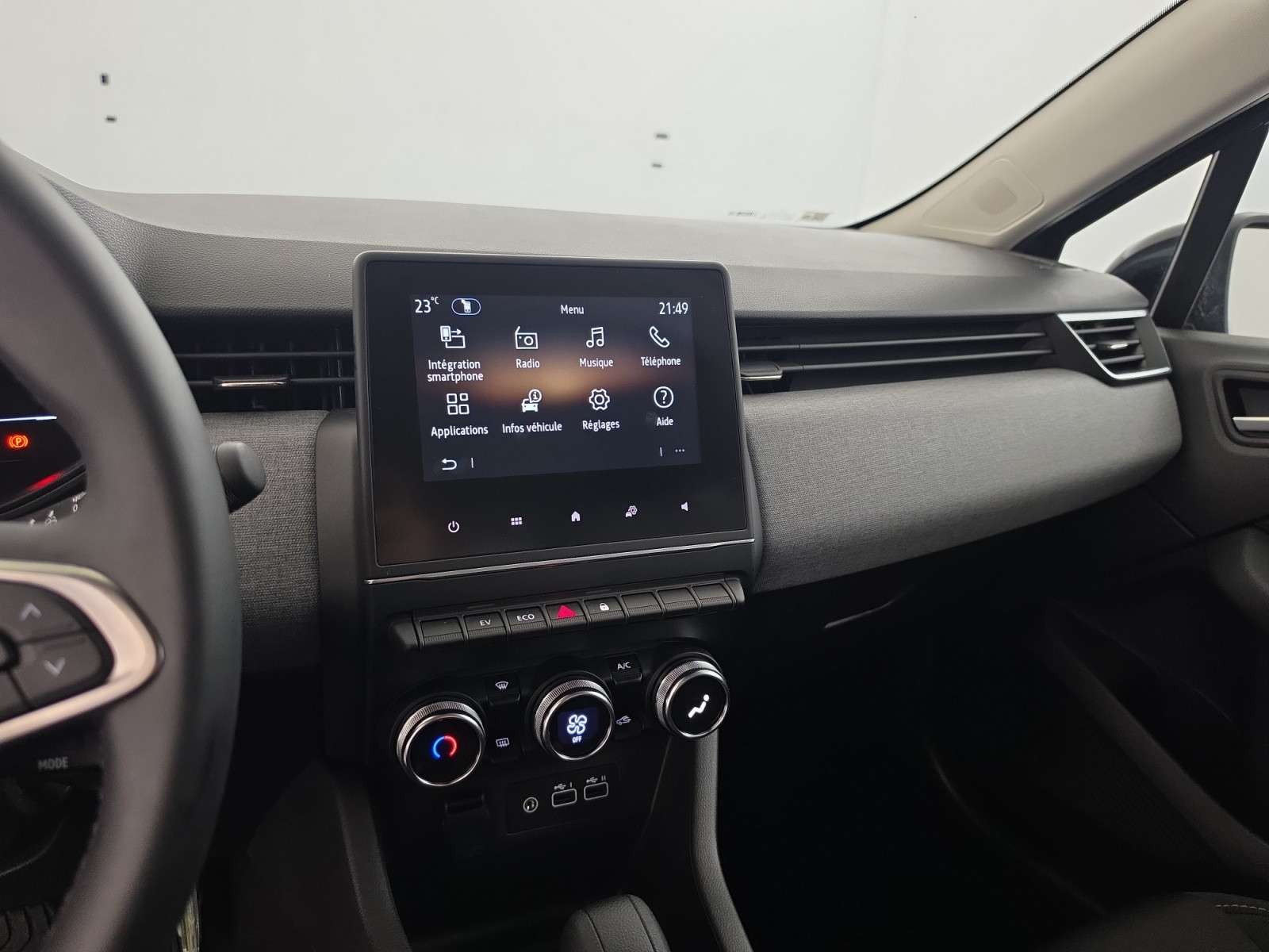 Vente en ligne Renault Clio 5 Clio E-Tech full hybrid 145 ch GSR2 au prix de 19 490 €