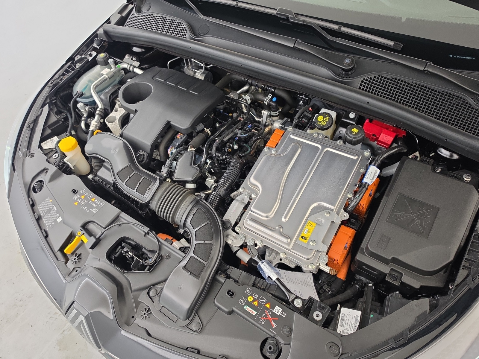 Vente en ligne Renault Clio 5 Clio E-Tech full hybrid 145 ch GSR2 au prix de 19 490 €