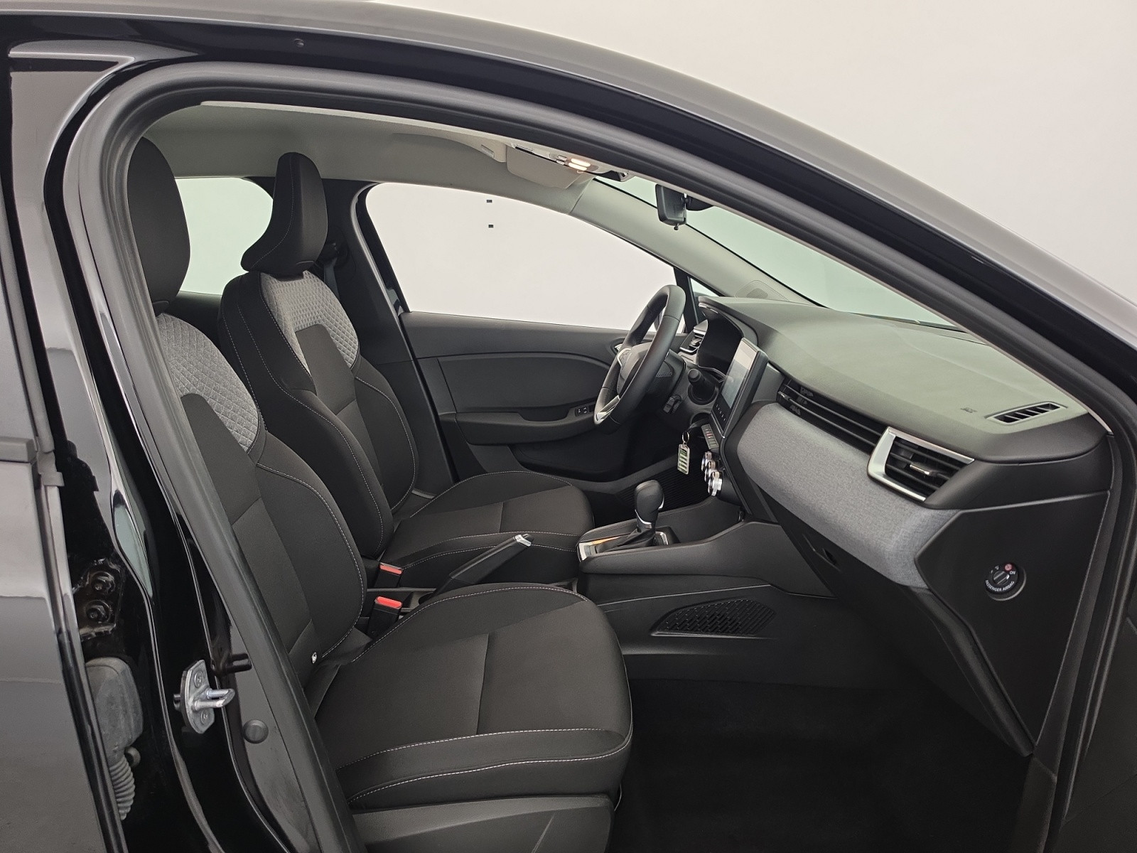 Vente en ligne Renault Clio 5 Clio E-Tech full hybrid 145 ch GSR2 au prix de 19 490 €