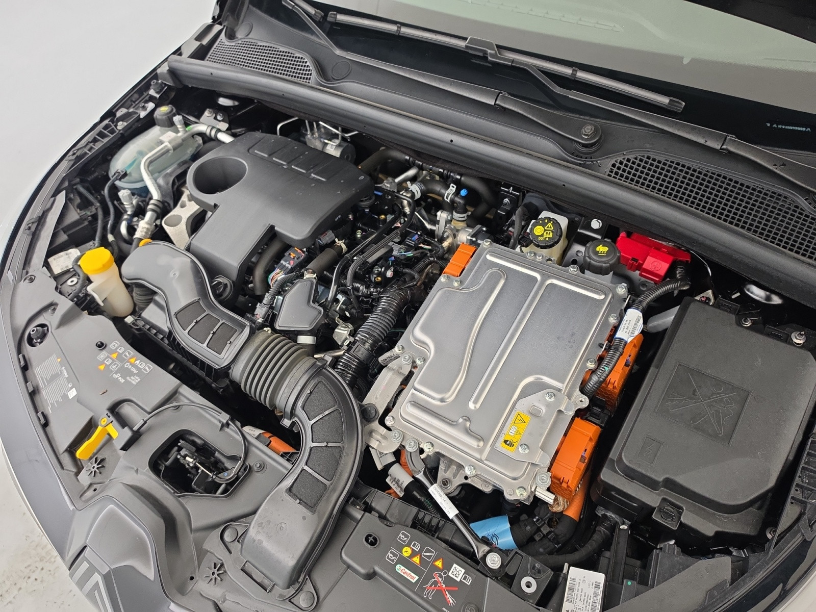 Vente en ligne Renault Clio 5 Clio E-Tech full hybrid 145 ch GSR2 au prix de 19 490 €