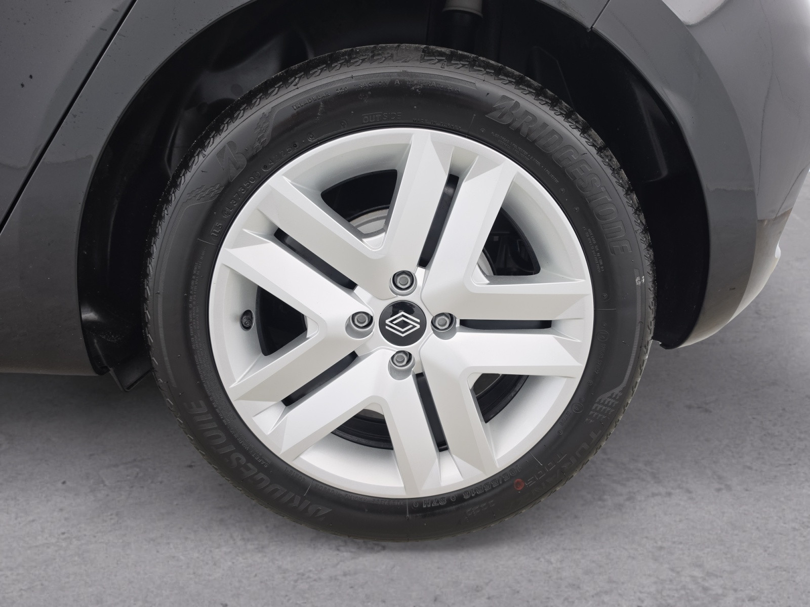 Vente en ligne Renault Clio 5 Clio E-Tech full hybrid 145 ch GSR2 au prix de 19 450 €