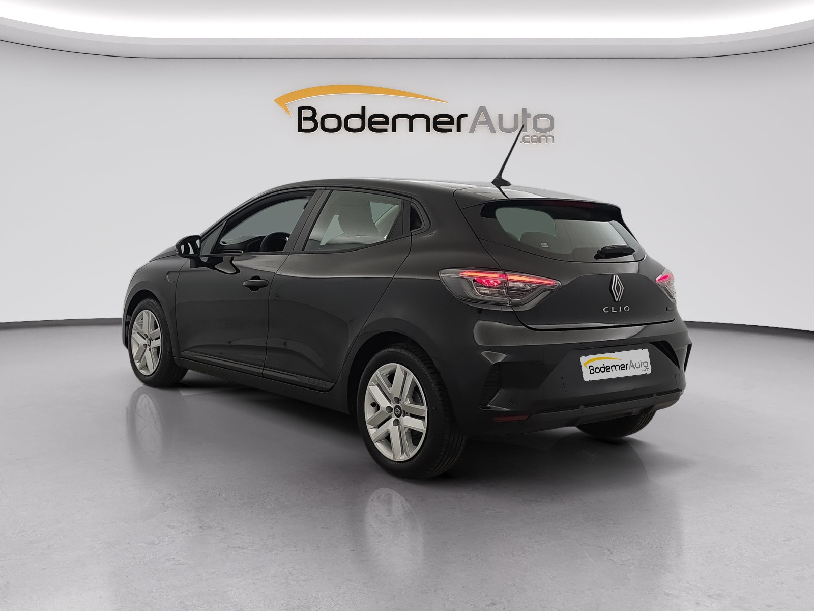Vente en ligne Renault Clio 5 Clio E-Tech full hybrid 145 ch GSR2 au prix de 19 450 €