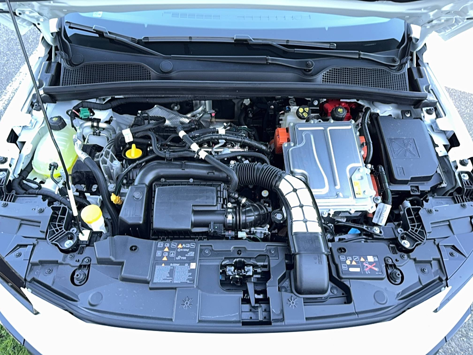 Vente en ligne Renault Clio 6 Clio E-Tech full hybrid 160 ch au prix de 29 300 €