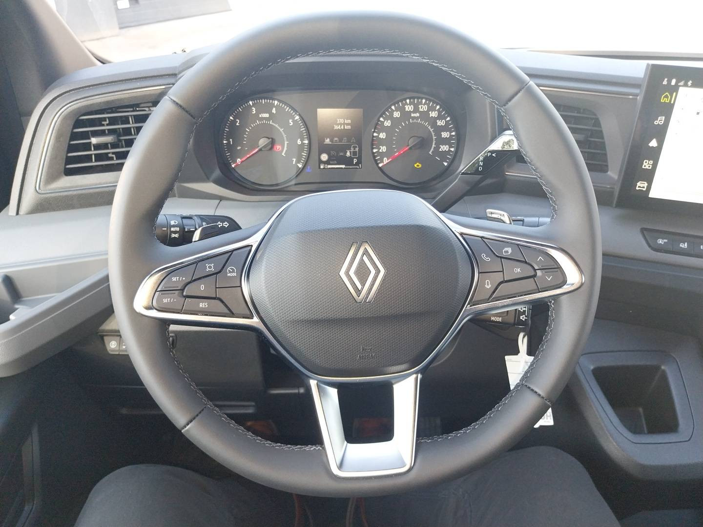 Vente en ligne Renault Master Fourgon MASTER FG BLUE DCI 170 L2H2 3T5 TR AUTO au prix de 46 400 €