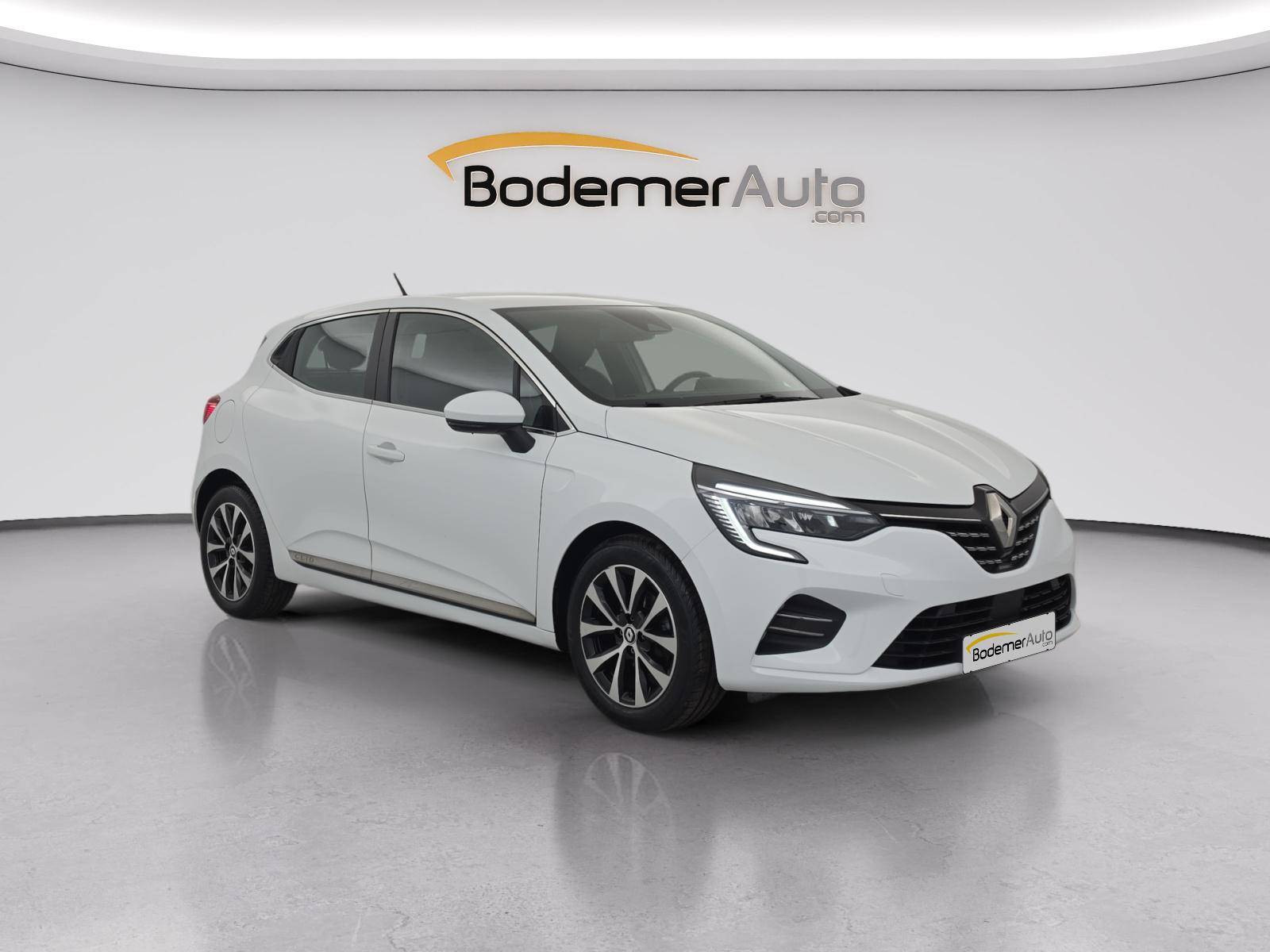 Vente en ligne Renault Clio 5 Clio TCe 90 - 21N au prix de 14 260 €
