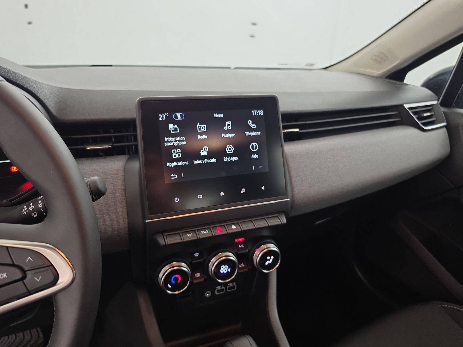 Vente en ligne Renault Clio 5 Clio E-Tech full hybrid 145 ch GSR2 au prix de 18 990 €