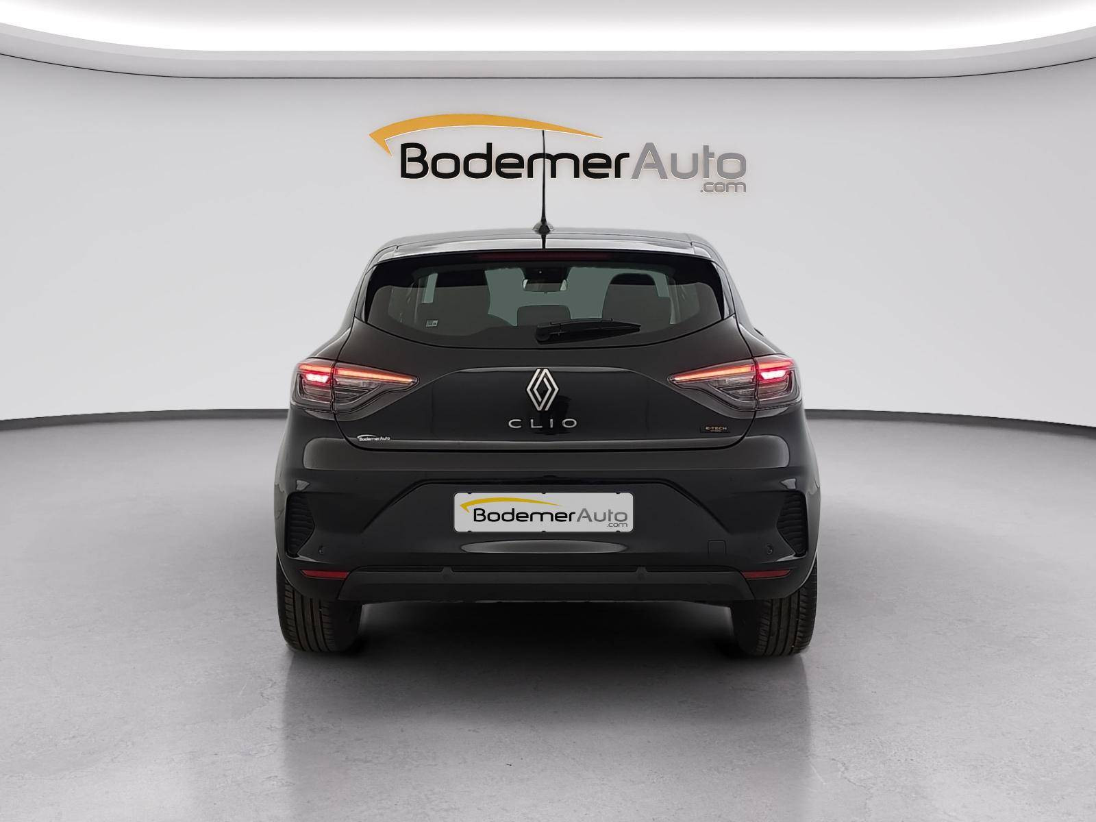 Vente en ligne Renault Clio 5 Clio E-Tech full hybrid 145 ch GSR2 au prix de 18 990 €