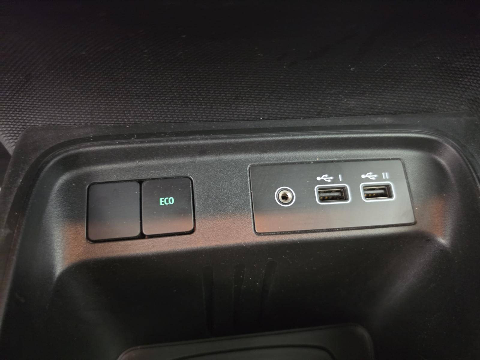 Vente en ligne Renault Twingo Electrique Twingo III E-Tech au prix de 11 990 €