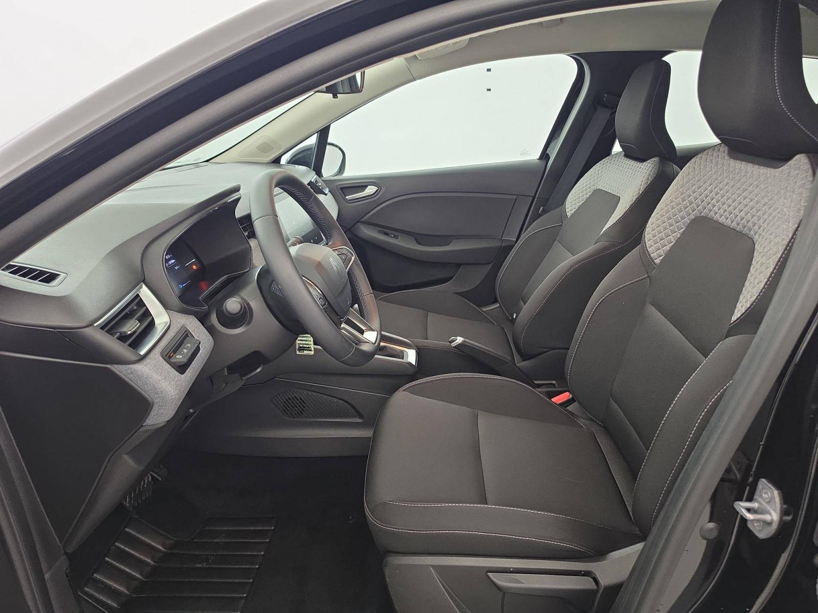 Vente en ligne Renault Clio 5 Clio E-Tech full hybrid 145 ch GSR2 au prix de 18 990 €