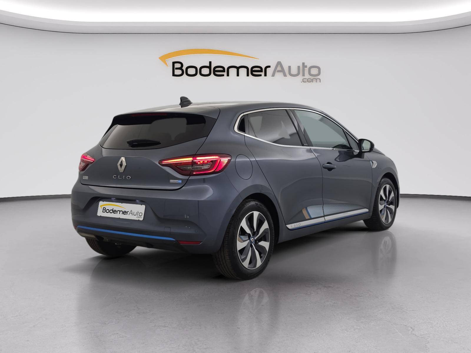 Vente en ligne Renault Clio 5 Clio E-Tech 140 - 21 au prix de 15 840 €