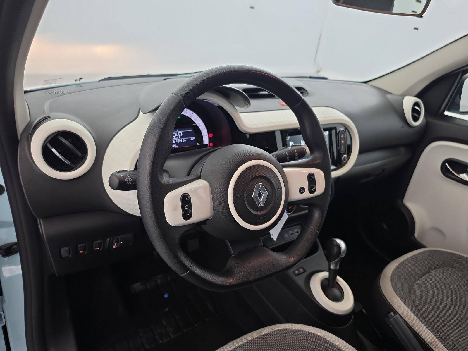 Vente en ligne Renault Twingo Electrique Twingo III E-Tech au prix de 11 990 €