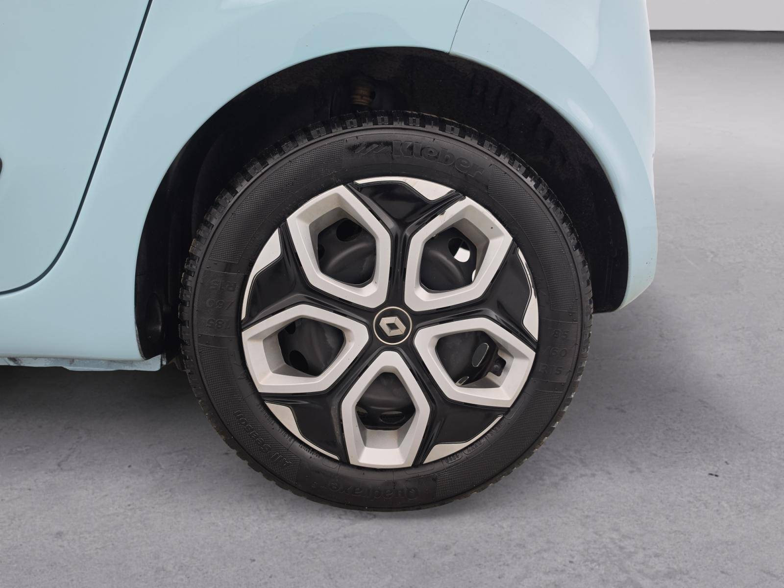 Vente en ligne Renault Twingo Electrique Twingo III E-Tech au prix de 11 990 €