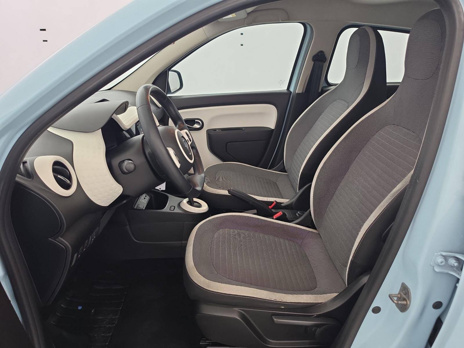 Vente en ligne Renault Twingo Electrique Twingo III E-Tech au prix de 11 990 €