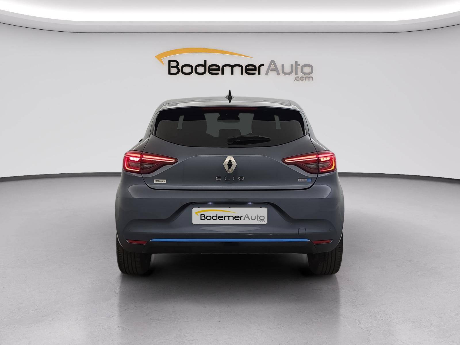 Vente en ligne Renault Clio 5 Clio E-Tech 140 - 21 au prix de 15 840 €