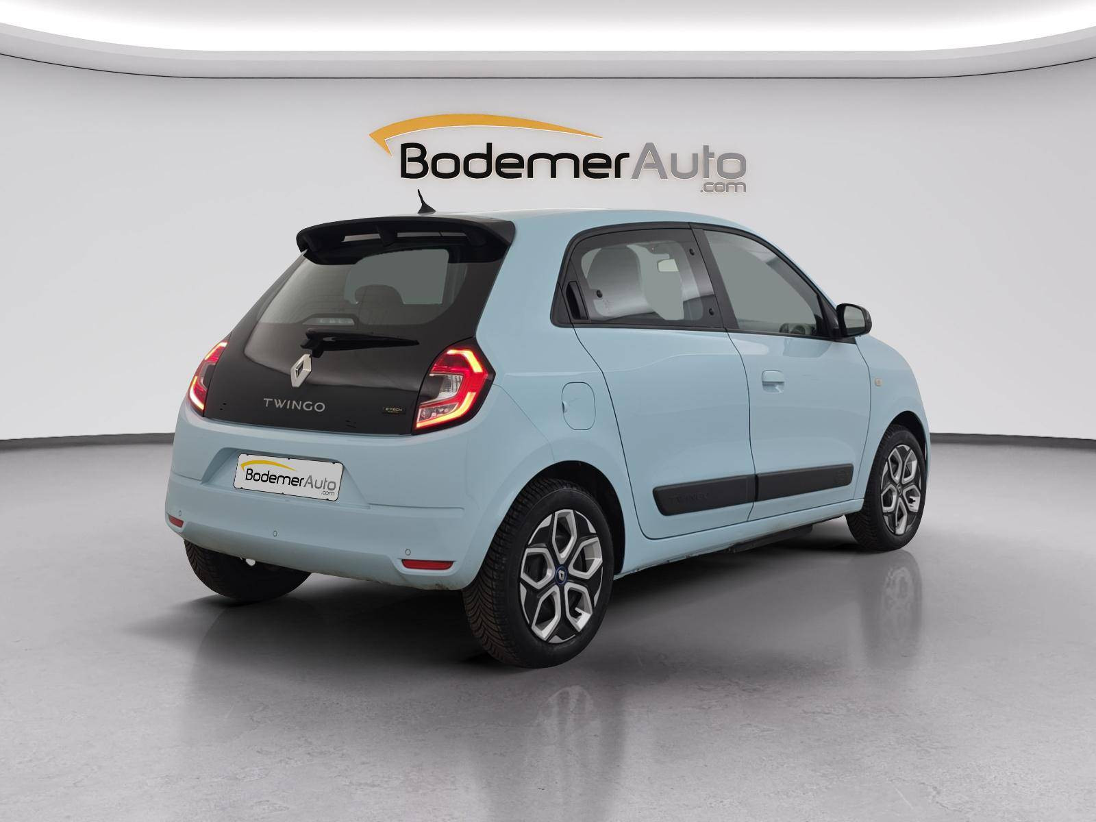 Vente en ligne Renault Twingo Electrique Twingo III E-Tech au prix de 11 990 €